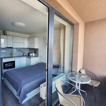 Mountain View Apartment